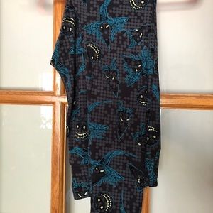 Lularoe TC 2017 Nightmare Before Christmas Legging